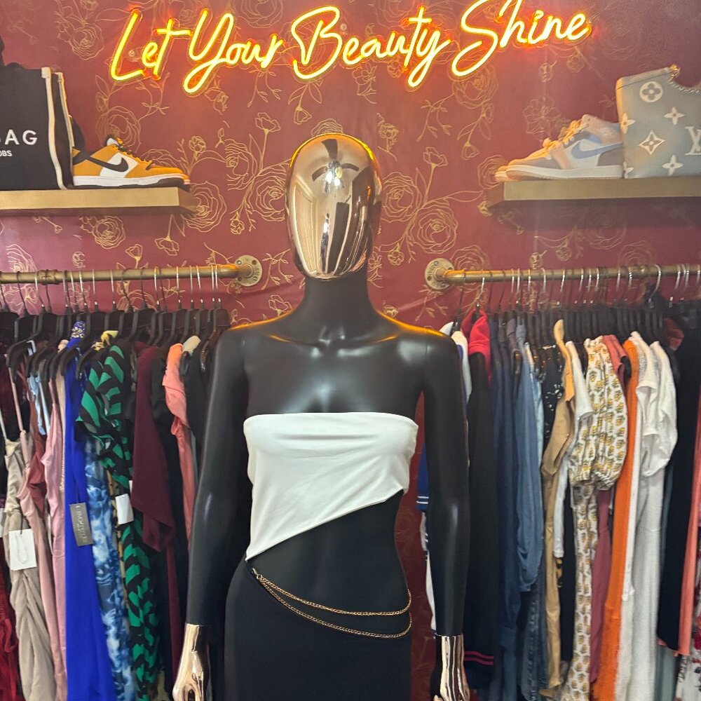 MondoEstilo Symphony Dress